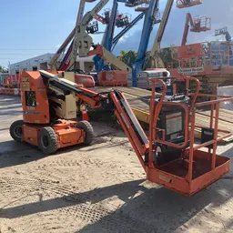 2016 JLG E300AJP Articulating Boom Lift