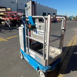 2017 Genie GR-20 Self-Propelled One-Person Lift