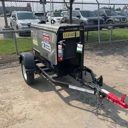 2021 Lincoln Electric VANTAGE 322 Welder
