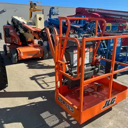 2015 JLG E400AJPN Articulating Boom Lift
