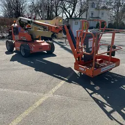 2016 JLG E450AJ Articulating Boom Lift