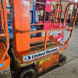 2017 JLG 1230ES Self-Propelled One-Person Lift