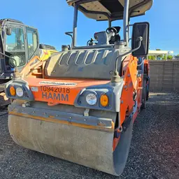 2019 Hamm HD+90iVV Double Drum Roller