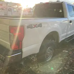2022 Ford F250CREWXLG4WD Pickup Truck