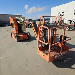 2016 JLG E300AJP Articulating Boom Lift