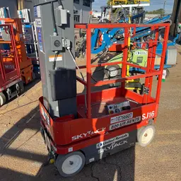 2018 Skyjack SJ16 Self-Propelled One-Person Lift