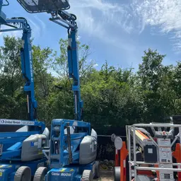 2016 Genie Z-40/23N RJ Articulating Boom Lift