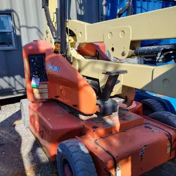 2012 JLG E400AJPN Articulating Boom Lift