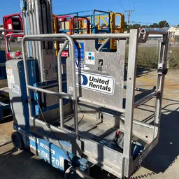 2014 Genie GR-20 Self-Propelled One-Person Lift