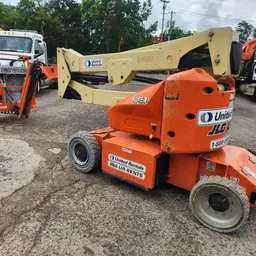 2017 JLG E400AJPN Articulating Boom Lift