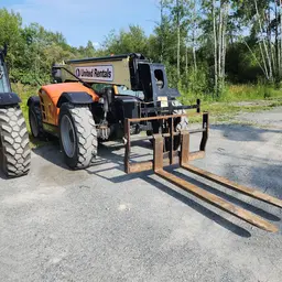 2017 JLG 742 Forklift
