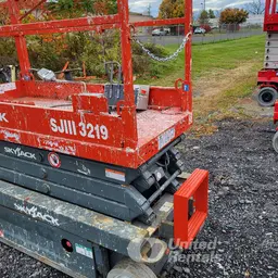 2017 Skyjack SJIII3219 Scissor Lift