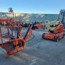 2013 JLG E400AJPN Articulating Boom Lift