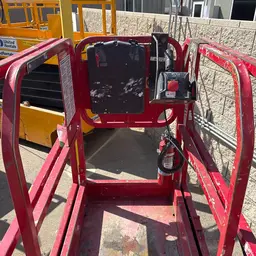 2017 MEC 1330SE Scissor Lift