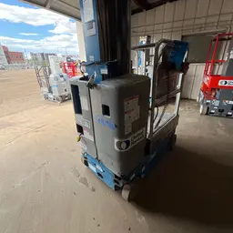 2017 Genie GR-20 Self-Propelled One-Person Lift