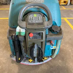 2019 Tennant T600-28 Scrubber