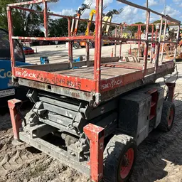 2016 Skyjack SJ8831RT Rough Terrain Scissor Lift