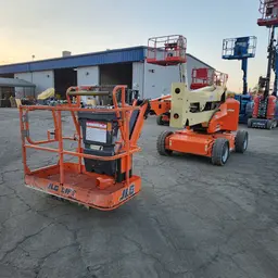 2016 JLG E450AJ Articulating Boom Lift