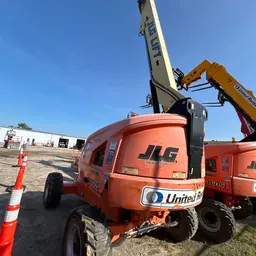 2016 JLG 400S Boom Lift
