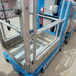2016 Genie GR-20 Self-Propelled One-Person Lift