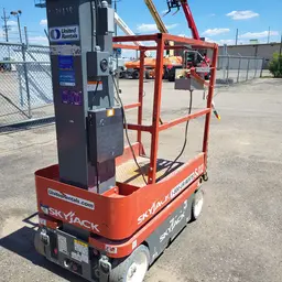 2018 Skyjack SJ12 Self-Propelled One-Person Lift
