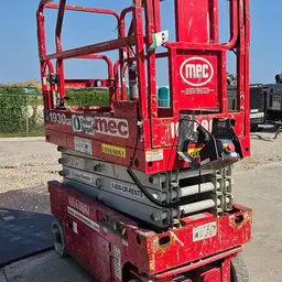 2017 MEC 1930SE Scissor Lift