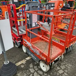 2018 Skyjack SJ16 Self-Propelled One-Person Lift
