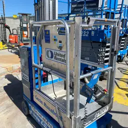 2016 Genie GR-20 Self-Propelled One-Person Lift