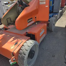 2017 JLG E450AJ Articulating Boom Lift