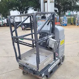 2017 JLG 20MVL Self-Propelled One-Person Lift