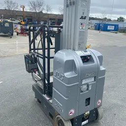 2018 JLG 20MVL Self-Propelled One-Person Lift