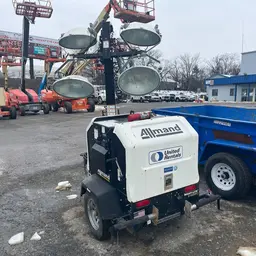 2018 Allmand NIGHT LIGHT V Portable Light Tower