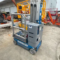 2016 Genie GR-20 Self-Propelled One-Person Lift