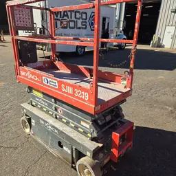 2016 Skyjack SJIII3219 Scissor Lift