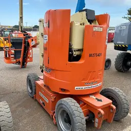 2014 JLG E300AJP Articulating Boom Lift