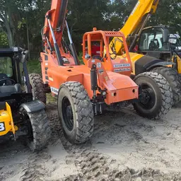 2017 SKYTRAK 6042 Forklift