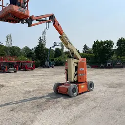 2015 JLG E300AJP Articulating Boom Lift