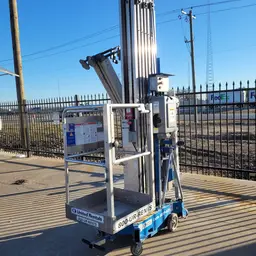 2018 Genie AWP-40SDC Pusharound Lift
