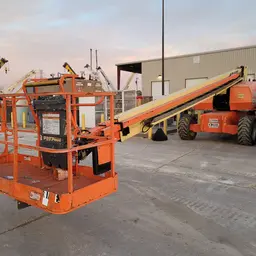 2013 JLG 800S Boom Lift