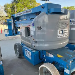 2013 Genie Z-40/23N RJ Articulating Boom Lift