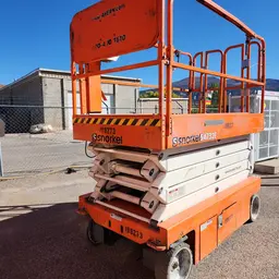 2017 Snorkel S4732E Scissor Lift