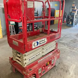 2016 MEC 1330SE Scissor Lift