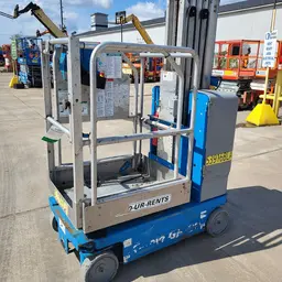2017 Genie GR-20 Self-Propelled One-Person Lift