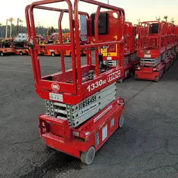 2017 MEC 1330SE Scissor Lift