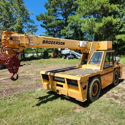 2013 Broderson IC-80-3J