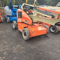 2015 JLG E450AJ Articulating Boom Lift
