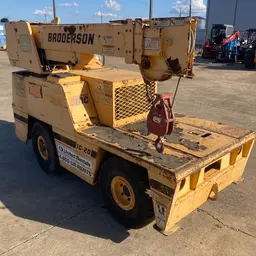 2012 Broderson IC-20-1J