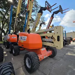 2017 JLG 450AJ Articulating Boom Lift